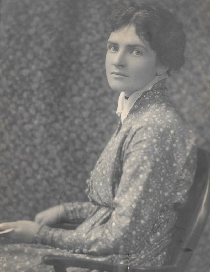 Ethel Gabain as a young woman